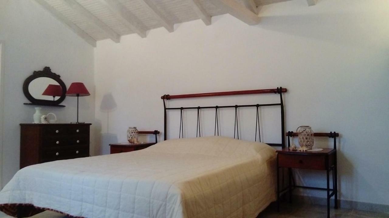 Apartamento Charouda Stone Tower Pírgos Dhiroú Exterior foto
