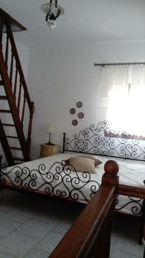 Apartamento Charouda Stone Tower Pírgos Dhiroú Exterior foto